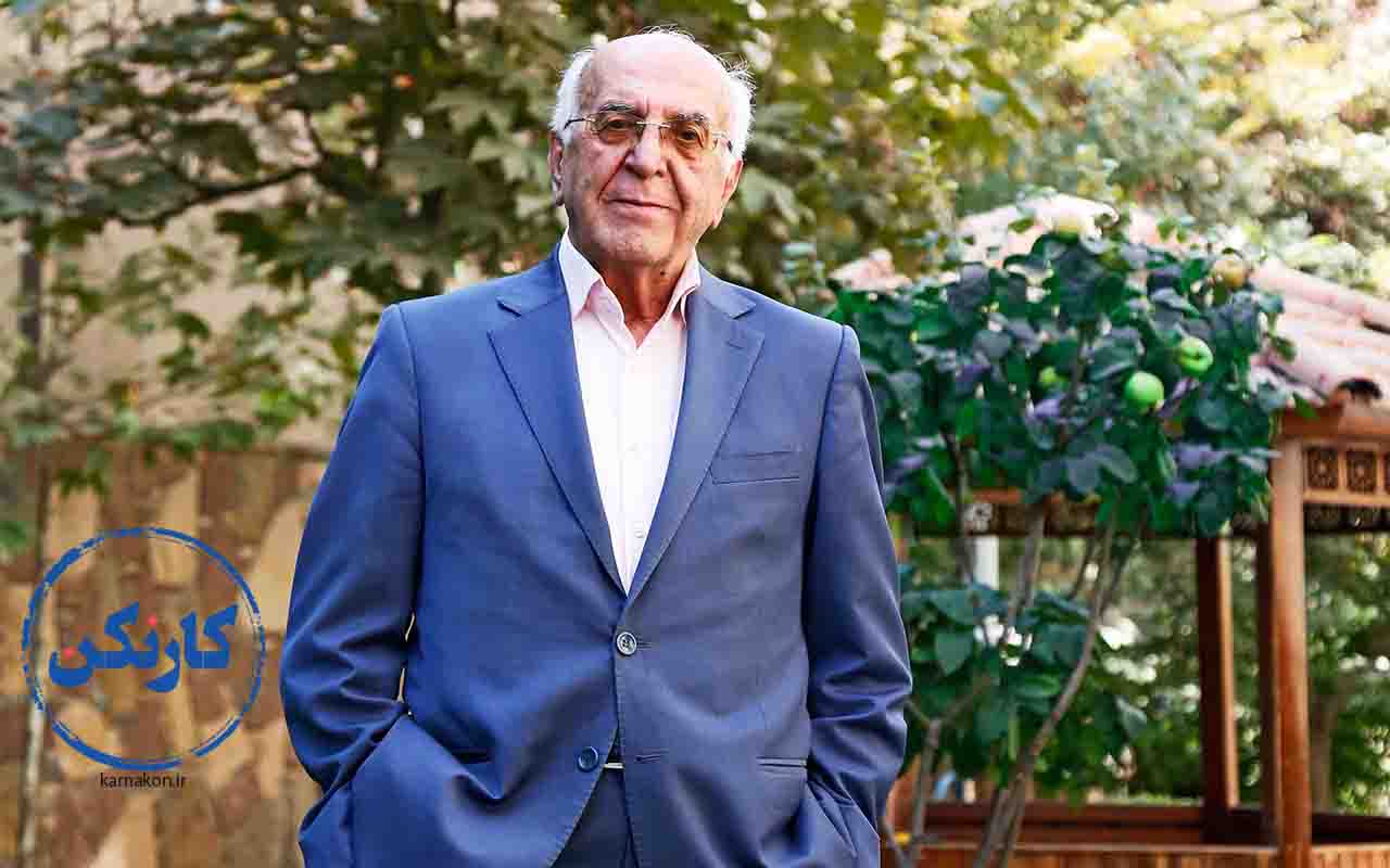 بنیان‌گذار صنایع غذایی فروتن، سال‌های زیادی از عمرش را صرف غلبه بر موانع کارآفرینی ایران کرده‌است