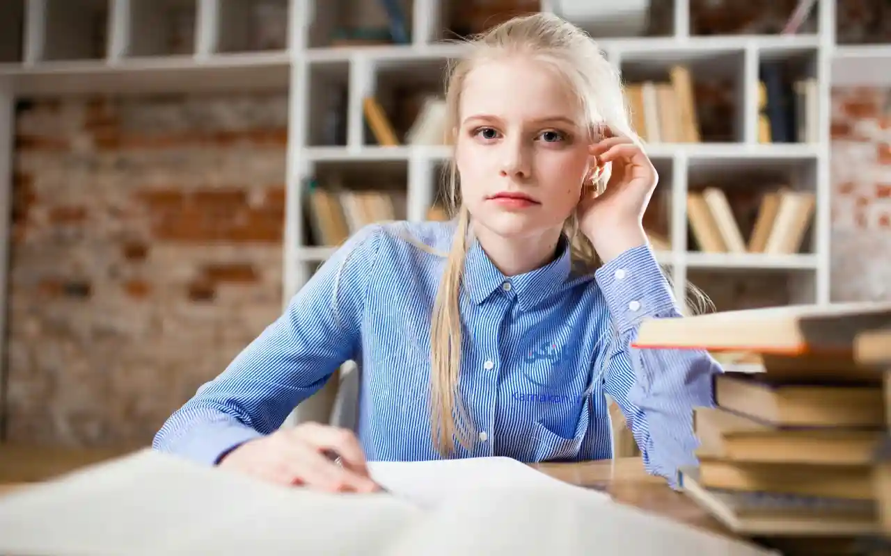 چگونه رزومهٔ تاثیرگذار برای بورسیهٔ رشته روانشناسی بنویسیم؟