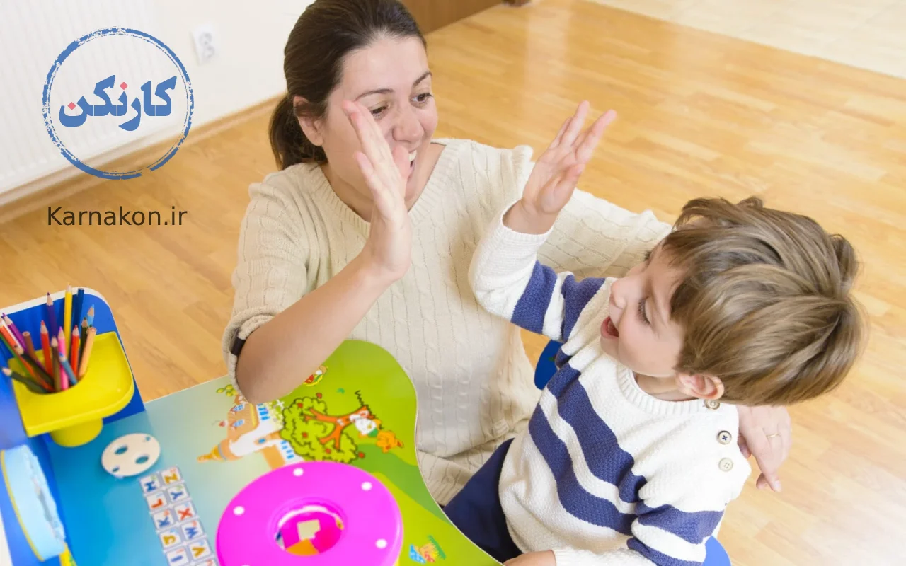 تقویت مثبت یکی از روش‌های مؤثر افزایش مهارت‌های اجتماعی در کودکان است.